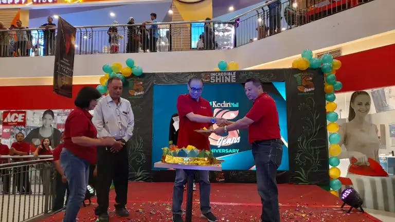 Ceremonial Perayaan Ulang Tahun ke-15 Kediri Mall